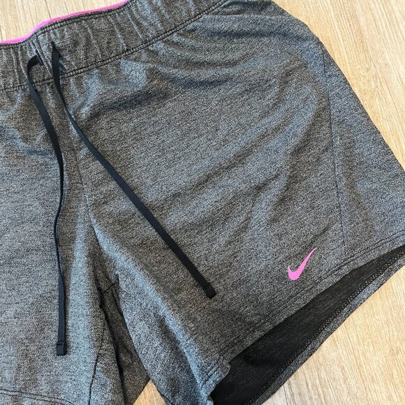 Womens Nike Grey Athletic Shorts - S - Picture 2 of 4